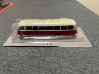 Predám modely autobusov v mierke 1:72 - 2
