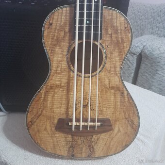 Basové ukulele - 2