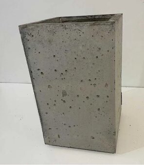 Betónové kvetináče 50x50x100 - 2