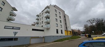 Predám podzemné garážové státie Švermova 42 - 2