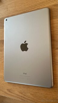 Ipad 5. generácia 32 GB - 2