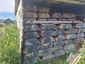 Predám smrekové prizmy 20cm - 2