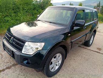 Mitsubishi Pajero 3.2DI-D M/T MODEL 2012 - 2