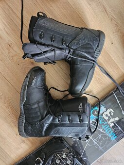 Snowboard + topanky - 2
