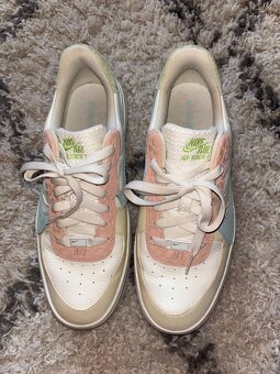 Nike Air Force - 2