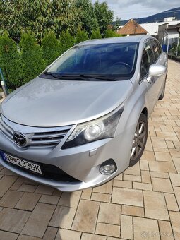Toyota Avensis Combi Avensis kombi 2.0l D-4D Business+ 93kW/ - 2