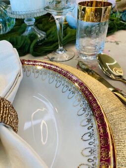 Elegantná Československá obedová súprava - 2