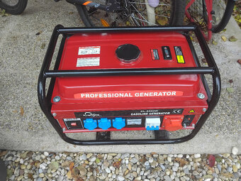 Elektrocentrála - Generátor - 2