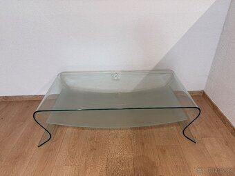 Sklenený konferenčný stolík - 2