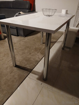 jedálenský stôl - 2