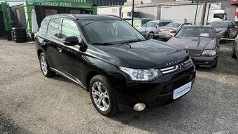 Mitsubishi Outlander 2.2 DI-D Intense - 2