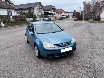 Volkswagen golf 5 1,4 55kw benzín - 2
