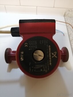 Grundfos UPS 25 - 40 180, 230 V - 2