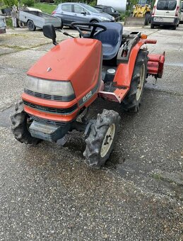 Predám Kubota B52 - 2