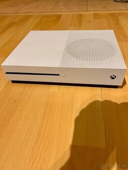 Xbox one s 1T biely - 2