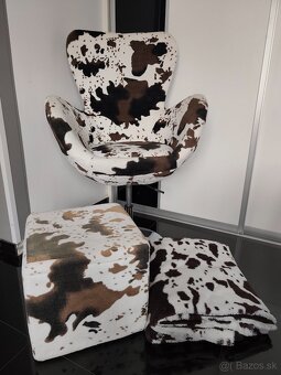 Kreslo + taburet - 2