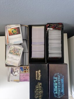 Pokemon karticky cca 2000 kusov na predaj - 2