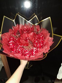 Veľká červená kytica - 2