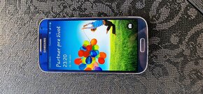 Samsung galaxy S4 / modrý - 2