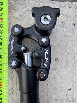 Predám Odpruzená sedlovka Suntour NCX, 31,6mm - 2