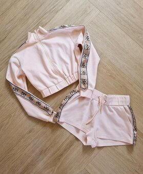 Guess 4x kratka teplakova suprava - 2