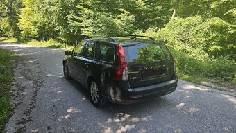 Volvo V50 - 2