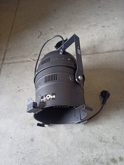 Na predaj Stairville LED PaR 64 - 36x3W - RGB - 2