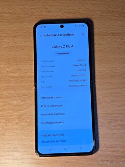Samsung Z Flip 4 - 2