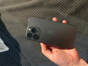 iPhone 13pro (Black Graphite) - 2