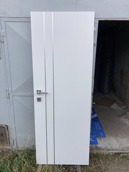 Predam interierové dvere aj s klučkami - - 2