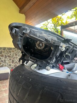 Svetlo AUDI A6 C7 - 2