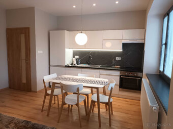 PRENAJMEM nový 2-izbový byt v centre - 2