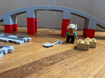 Lego duplo, most pre vláčik - 2
