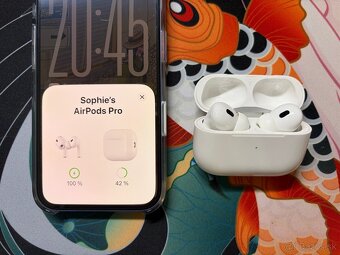 Apple AirPods Pro 2 Lightning originál - 2