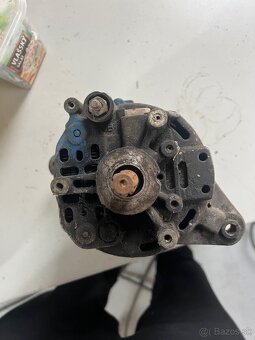 Alternator Mitsubishi MD103372R - 2