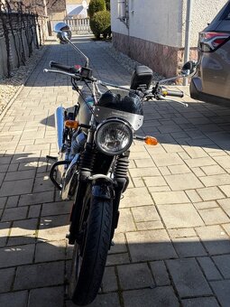 Royal Enfield Interceptor 650 Twin - 2
