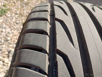 Predam 2ks pneu 205/55/r16 letne 91Y Semperit - 2
