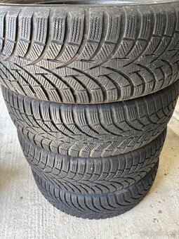 Zimné Pneu Toyo Observe S944 215/65 R17 DOT 1921 - 2