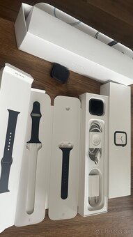 Apple Watch 4 44mm - 2