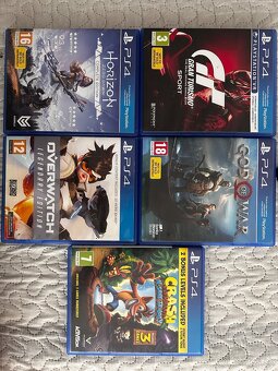 PS4 1tb+ hry - 2