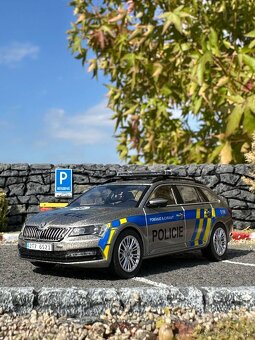 ⚠️ ŠKODA Predam zberatelsky model v mierke 1:43. - 2