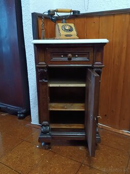 Stolík s mramorovou doskou - 2