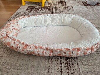 Hniezdo do postieľky kvetinkove - 2