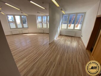 Exkluzívne kancelárske priestory v centre mesta Zvolen Prená - 2