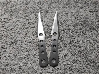Vrhacie nože - 2