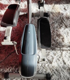 Elipticky trenažér - 2