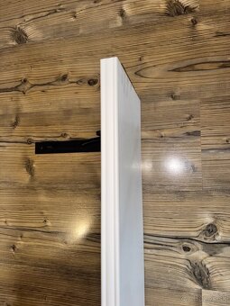 Polica a konzoly ikea - 2