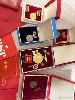 Staré doklady a odznaky - 2