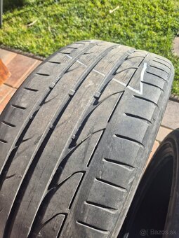 Bridgestone 245/40 r19 letné pneu - 2