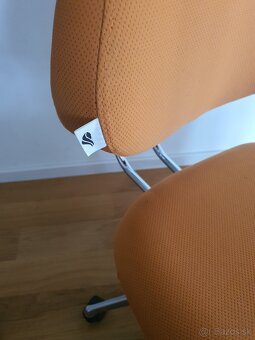 Spinergo rastúca stolička - 2